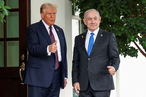 آکسیوس: نتانیاهو ۴ اسفند در تماسی با ترامپ از فرصت حمله به علی خامنهای خبر داد