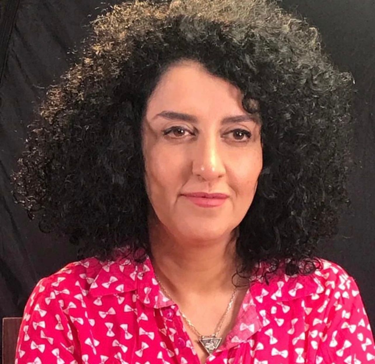 پیام نرگس محمدی از زندان اوین به پارلمان اروپا: گذار از نظام، خواست مردم ایران است