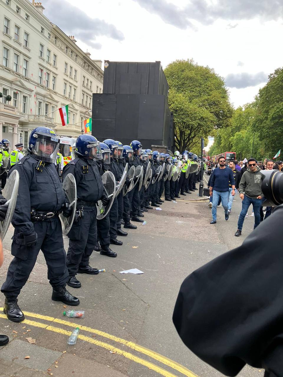 تجمعات ایرانیان خارج کشور، پنج‌شنبه ۷مهر؛ تظاهرات ملبورن و تلاش برای ورود به سفارت در اسلو