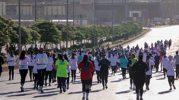 استعفای رییس فدراسیون دوومیدانی به دلیل مسابقه دوی ماراتن بدون حجاب در شیراز