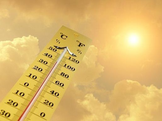 فرماندار دلگان: بر اثر گرمای بیش از ۵۰ درجه در دلگان، یک پدر و فرزند جانباختند