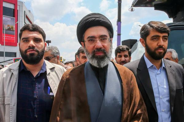 برلماني إيراني: شروط مجتبى خامنئي العشرة تمثل الخط الأحمر لأي مفاوضات