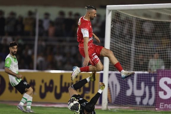 خیبر ۱-۲ پرسپولیس؛ کامبک در خرمآباد، شانس سهمیه برای پرسپولیس زنده ماند