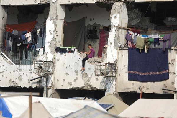 شبکه العربیه: رهبران اخوانالمسلمین کمکهای بازسازی غزه را خرج خرید ملک در اروپا کردهاند