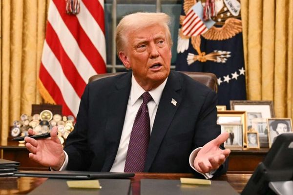 فارین پالیسی: ترامپ همزمان با جنگ در ایران، جنگ تجاری با متحدان را نیز تشدید کرده است