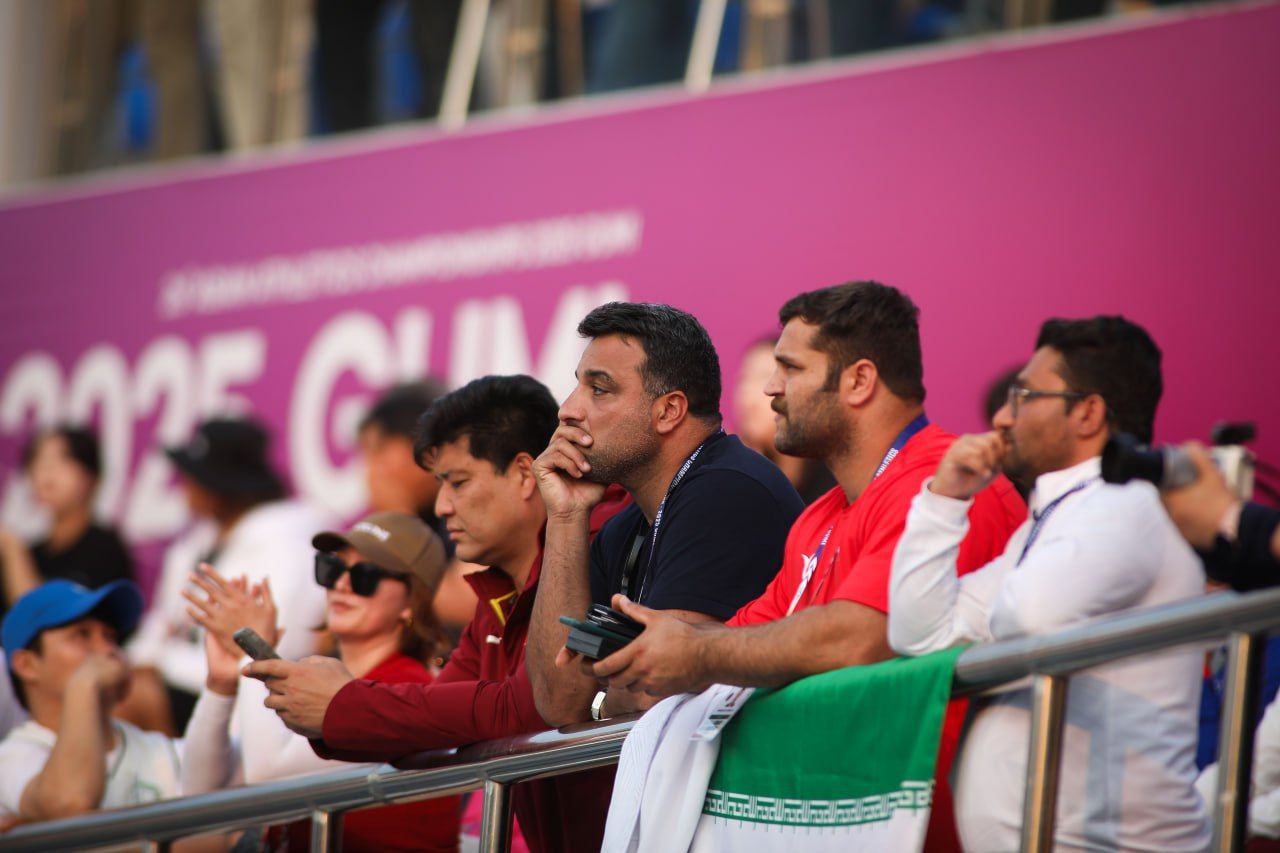 یک روزنامه دولتی؛ دونده‌های ایرانی، در کره‌جنوبی دزدی هم کردند، احسان حدادی برکنار می‌شود