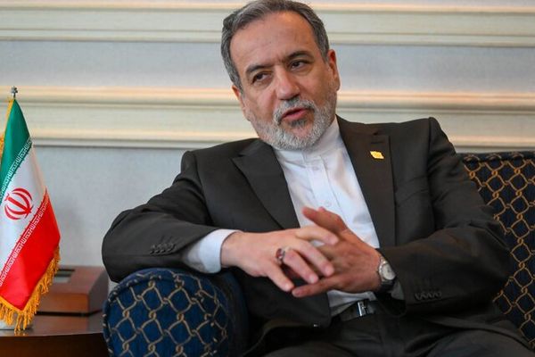 Indirect US talks possible if military force off the table, Araghchi says