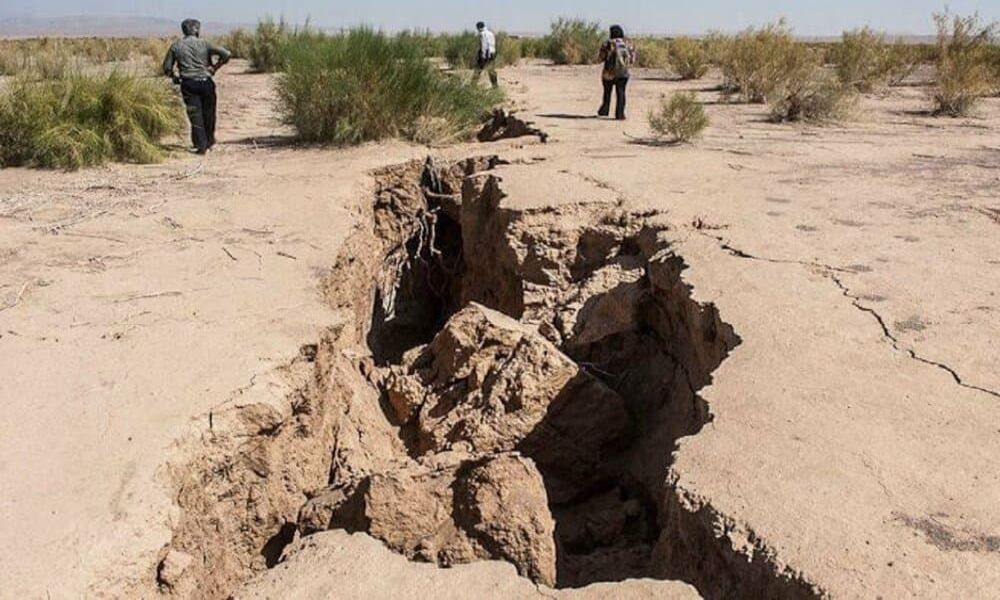 A recent crack near Esfahan shows a growing danger in Iran. Undated