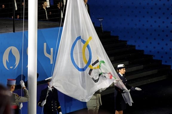 پرچم المپیک در پاریس به اهتزاز درآمد