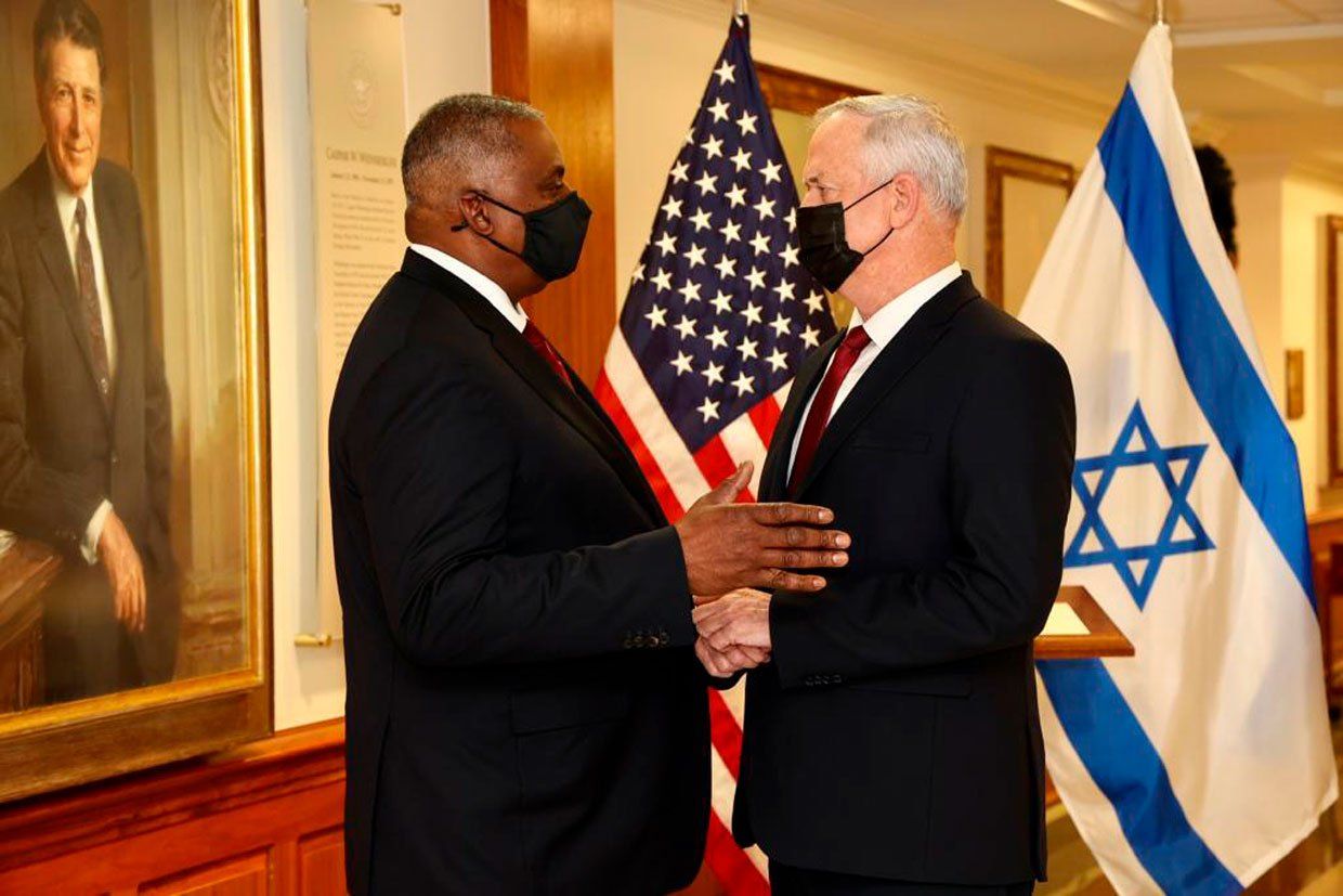 وزیران دفاع اسرائیل و آمریکا بر لزوم جلوگیری از دستیابی ایران به سلاح هسته‌ای تاکید کردند