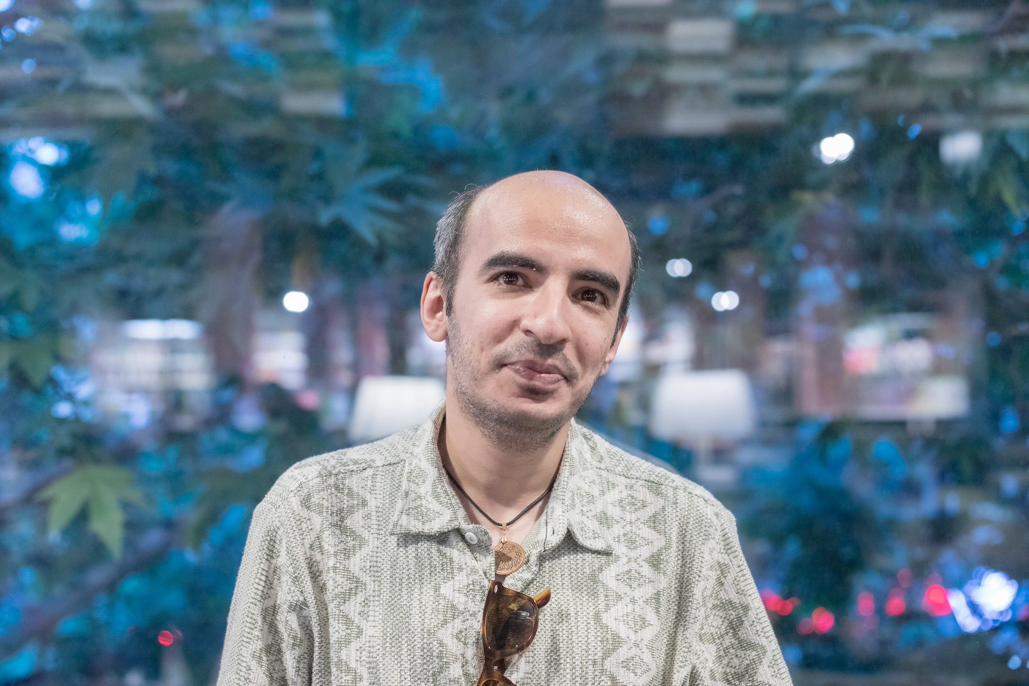 حسین شنبه‌زاده، مترجم، ویراستار ادبی و فعال شبکه‌های اجتماعی بازداشت شد