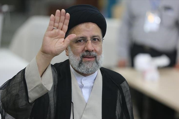 الرئيس الإيراني يقترح إجراء استفتاء في كل العالم حول فلسطين.. إلا بلاده
