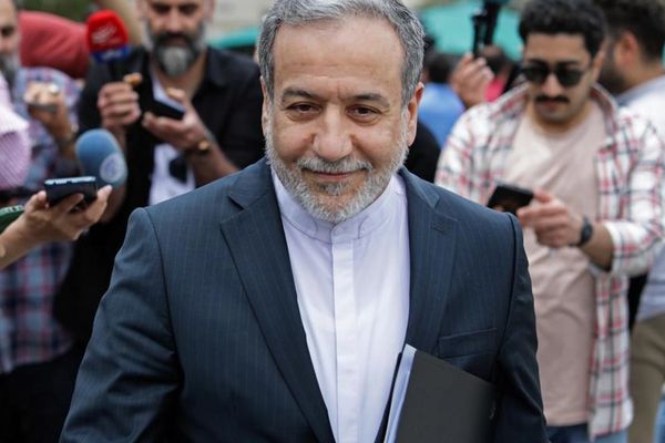 وزیر خارجه جمهوری اسلامی: ذخایر اورانیوم غنیشده ما زیر آوار تاسیسات اتمی بمباران شده است