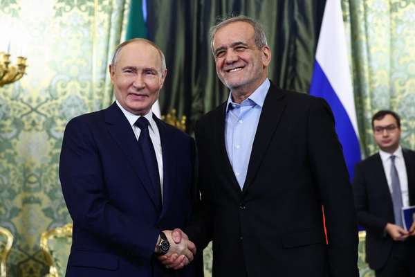 Putin urges Iran to accept 'zero enrichment' nuclear deal with US - Axios