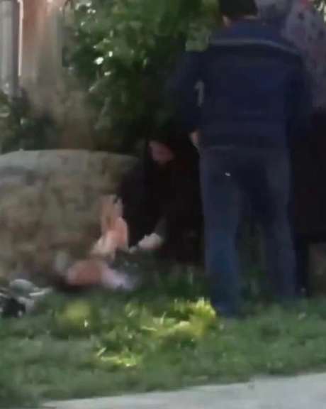Hijab enforcement police assaulting a little girl in Boroujerd