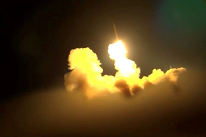 عفو بینالملل: استفاده جمهوری اسلامی از مهمات خوشهای میتواند مصداق «جنایت جنگی» باشد