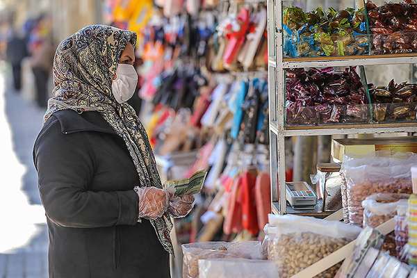 Media, Politicians Attack Raisi For Iran's Economic Crisis