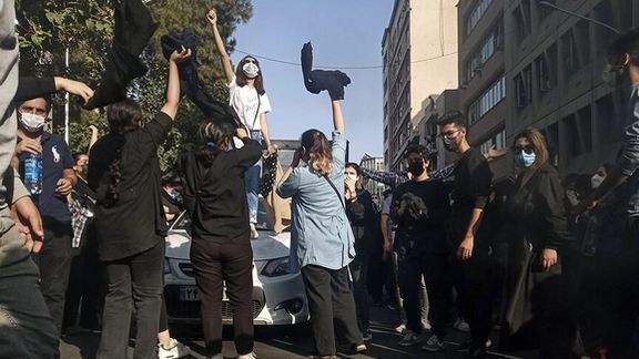ادامه فشارهای حکومت بر فعالان مدنی و معترضان زندانی، همزمان با ادامه خیزش انقلابی مردم