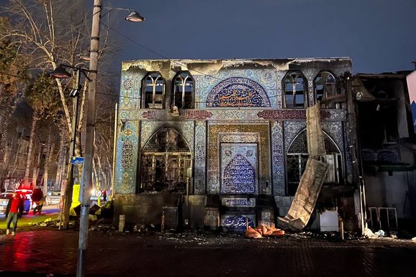 گاردین: سرکوب خونین ۱۸ دی در رشت چگونه رقم خورد؟