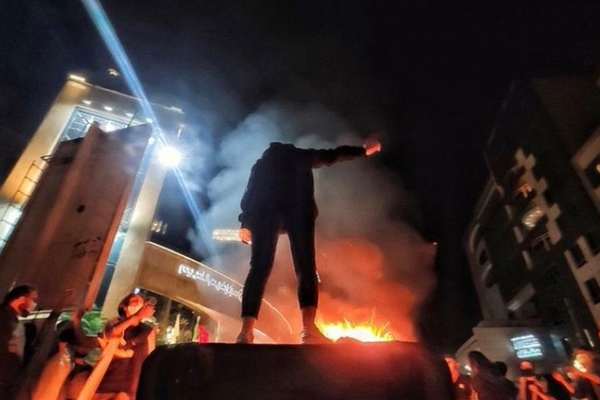 Iranian Sociologists Analyze The Antigovernment Protests