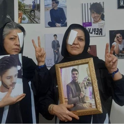 An injured eye became a social-media symbol for the suppression of the protests in Isfahan in 2021.