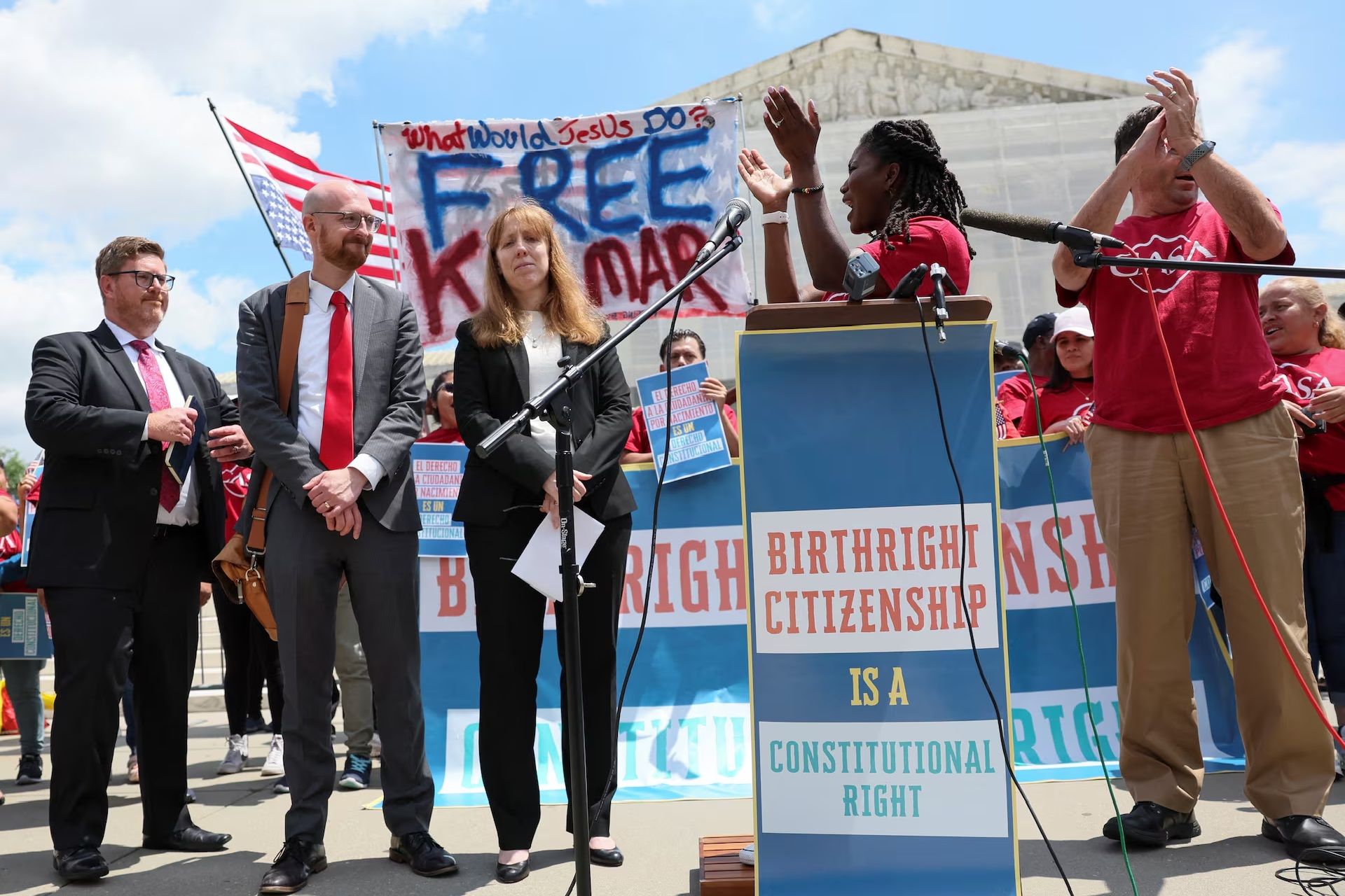 دیوان‌عالی آمریکا بررسی فرمان ترامپ برای محدود کردن حق تابعیت از طریق تولد را آغاز کرد