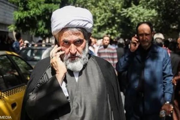Former IRGC Intelligence Chief Keen To Put Rouhani On Trial