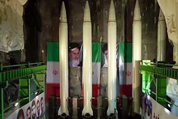 یاسر جبرائیلی، مقام سابق مجمع تشخیص مصلحت نظام، خواستار آزمایش اتمی ایران شد