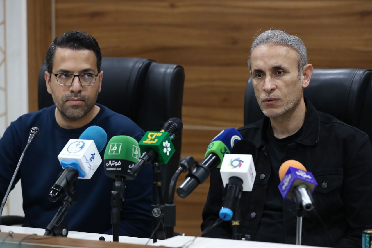 گل‌محمدی: باید مکالمات داوران عراقی و بنیادی‌فر در دربی منتشر شود.