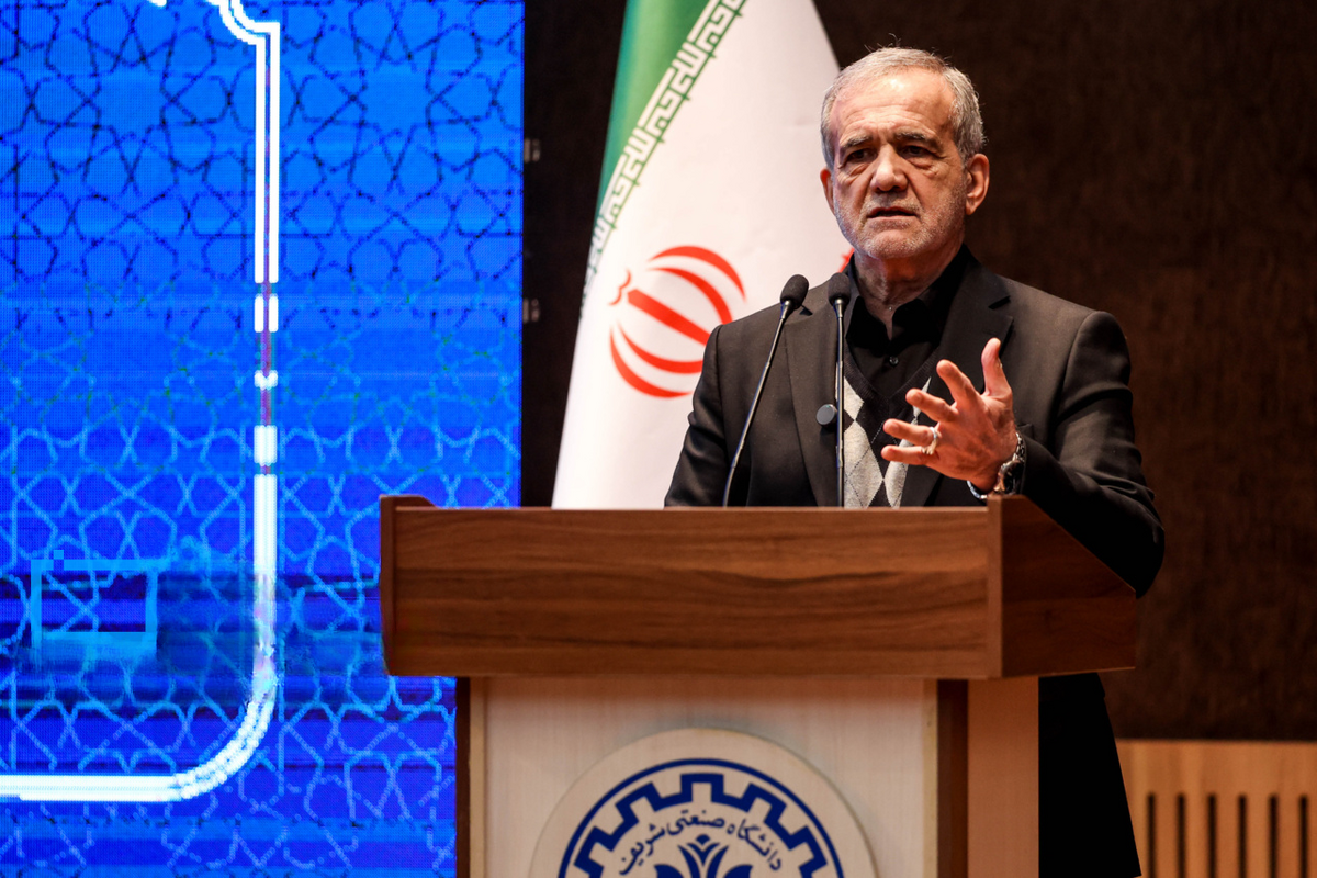 مسعود پزشکیان: توزیع بنزین با شرایط کنونی ضد عدالت است