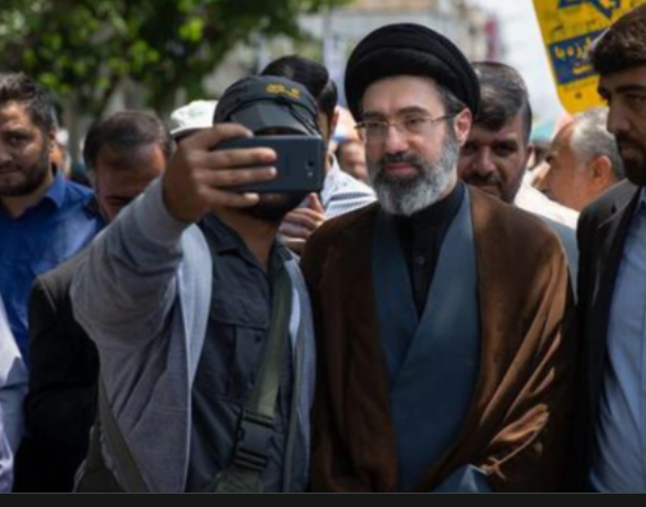 زمینه‌چینی برای موروثی شدن رهبری در آستانه نشست خبرگان