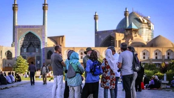 Foreign tourists in the Iranian city of Esfahan (Isfahan)