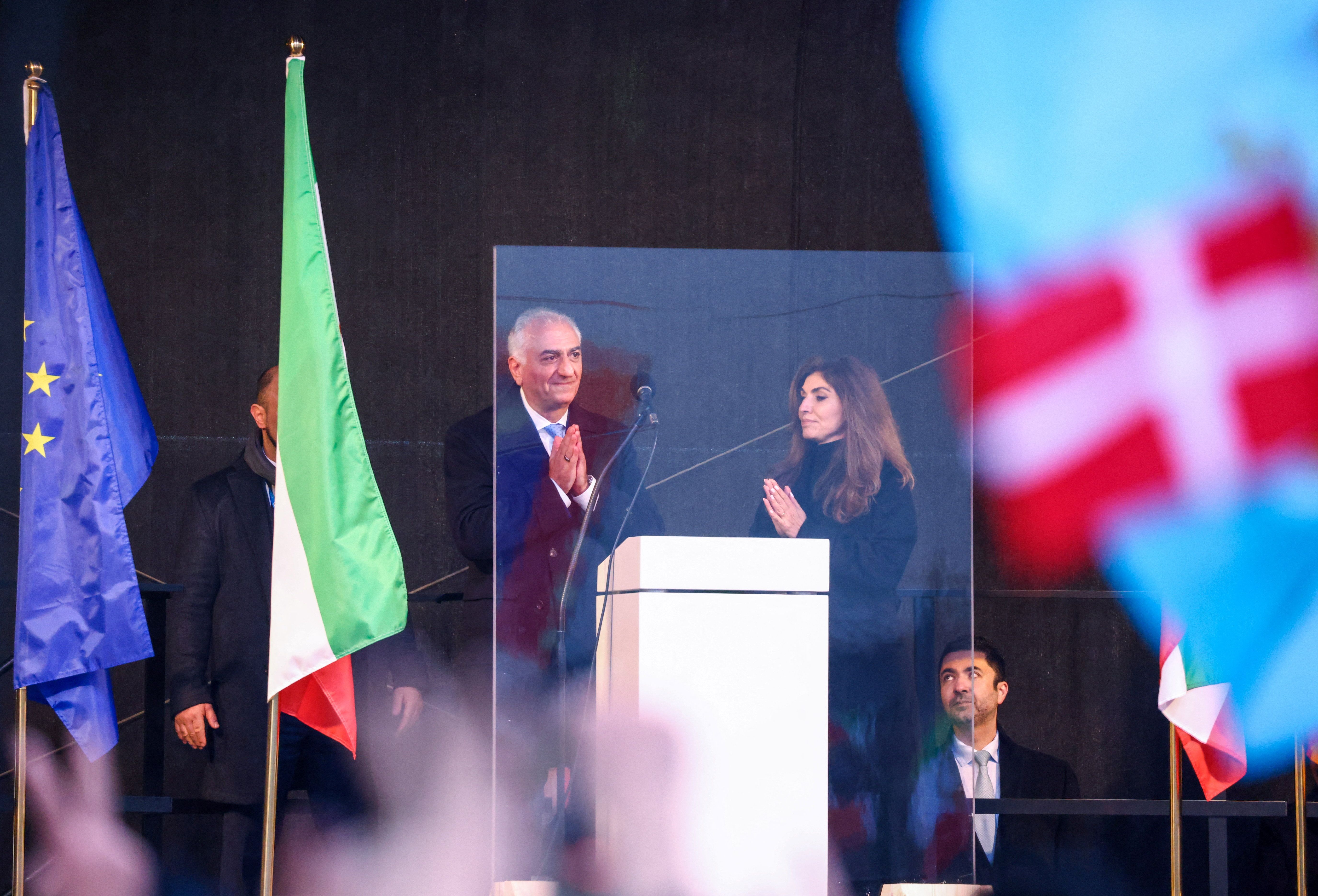 شاهزاده رضا پهلوی در تجمع مونیخ: ما ملت کبیر هستیم که ایران را پس خواهیم گرفت