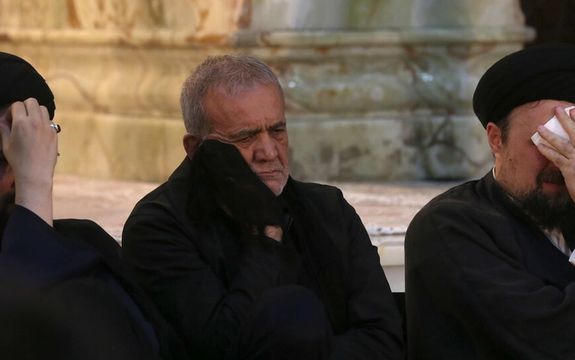 حمله هماهنگ ائمه جمعه به دولت سردرگم: «قانون عفاف و حجاب» باید اجرا شود