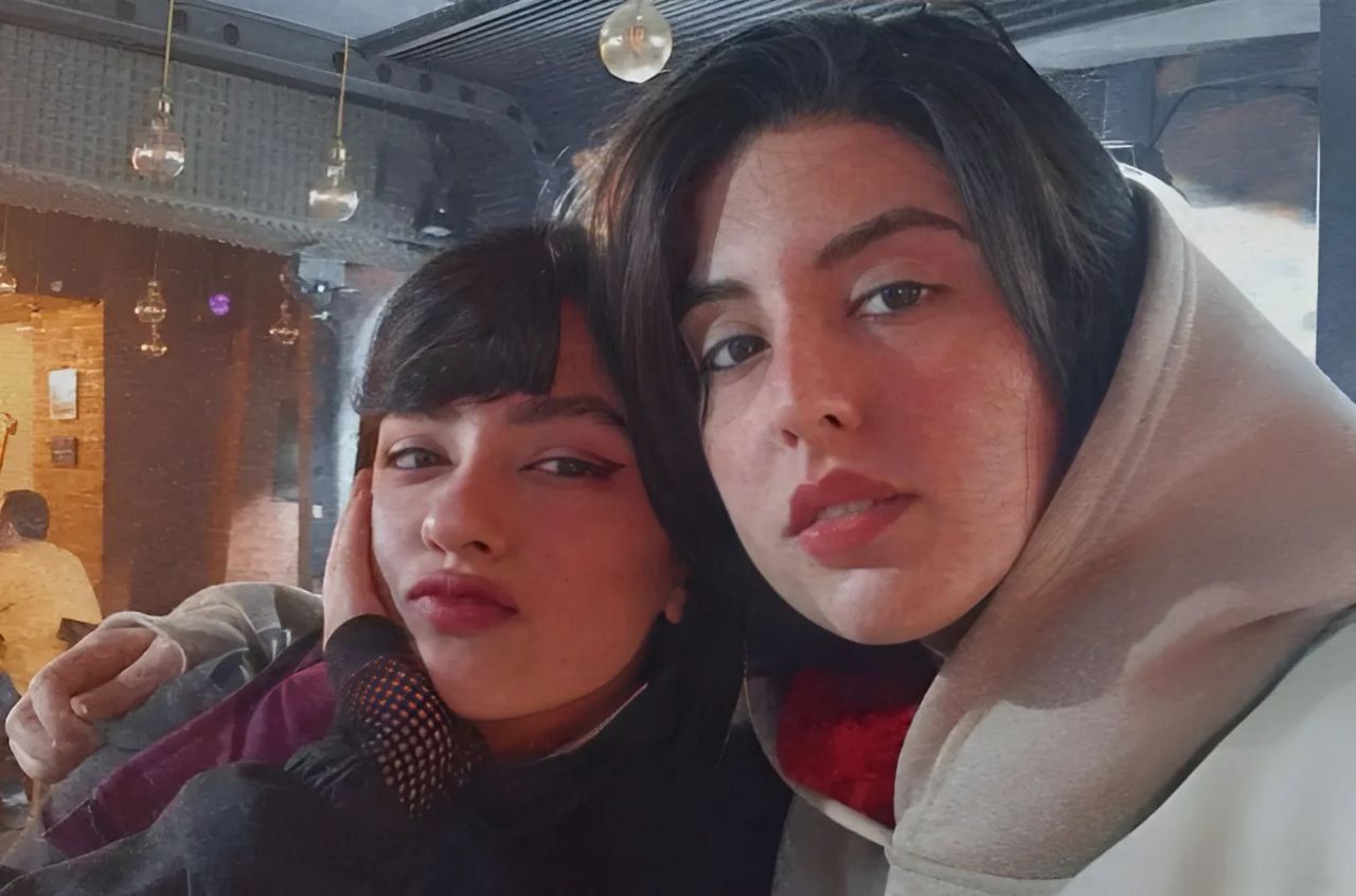 خواهر نیکا شاکرمی: هزاران نیکا برای پس‌گرفتن آینده دزدیده‌شده می‌جنگند