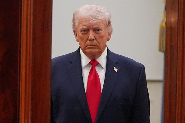 ترامپ: آمریکا به نفت تنگه هرمز نیاز ندارد، کشورهای نیازمند نفت باید از آنجا محافظت کنند