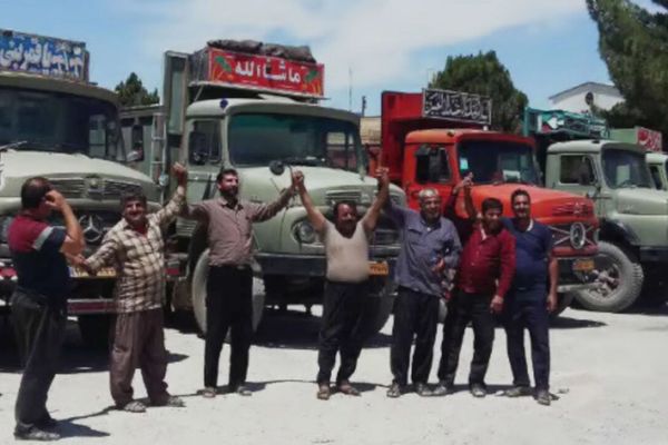 Truckers' strike can paralyze Iranian government, experts say