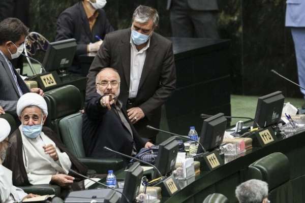 SUV-Gate Deepens Rift Among Hardliners In Iranian Parliament