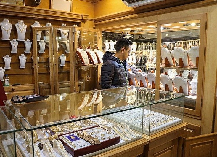 عملة "إمامي" تتجاوز 120 مليون تومان.. أسعار الذهب تسجل أرقامًا قياسية جديدة في إيران