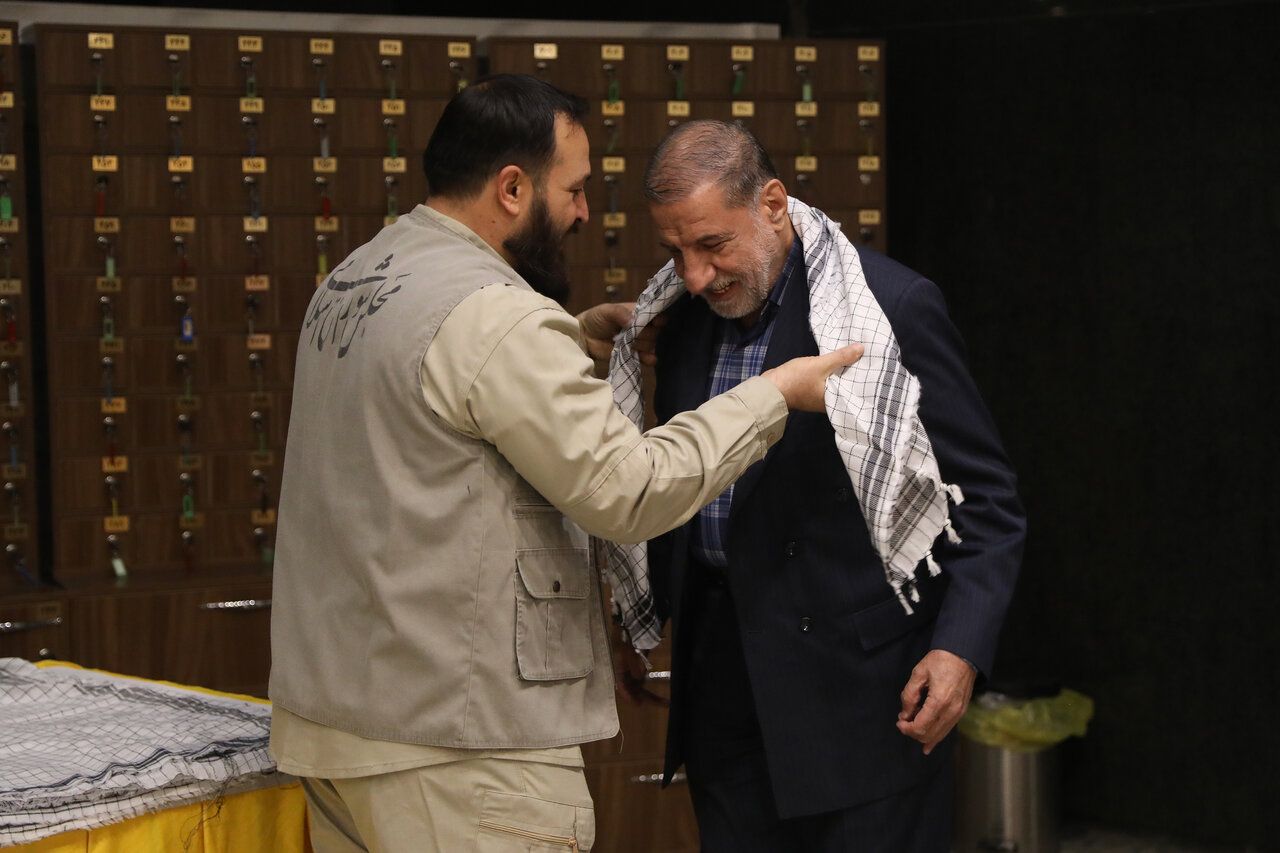 إنشاء قاعدة لـ "الباسيج" داخل البرلمان الإيراني