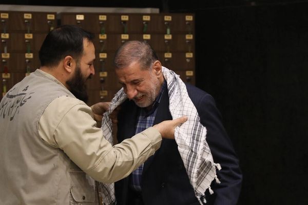 إنشاء قاعدة لـ "الباسيج" داخل البرلمان الإيراني