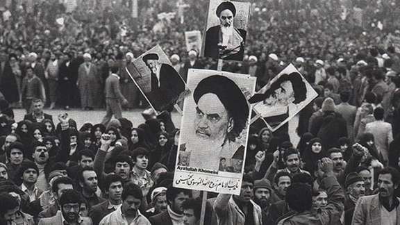 People welcome Ayatollah Khomeini in Tehran in February 1979