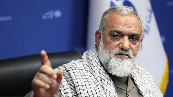 محمدرضا نقدی: مردم آمریکا باید بدانند مدل حکومتشان درست نیست