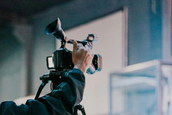 الخارجية الأميركية تدين "التهديدات المستمرة للنظام الإيراني" ضد الصحافيين وأسرهم