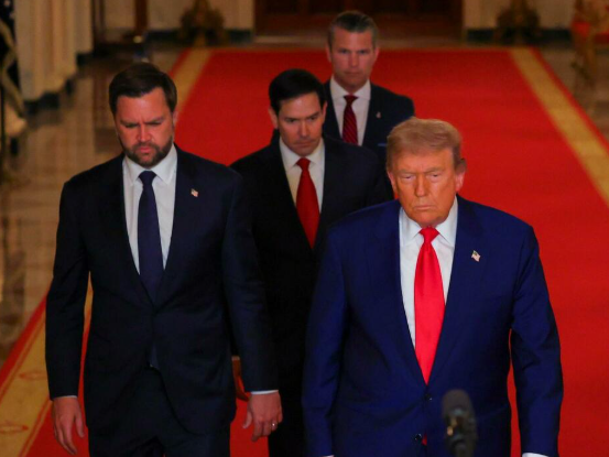 "والا نيوز": واشنطن تسعى إلى هجوم متعدد الأبعاد وعلى مراحل ضد إيران