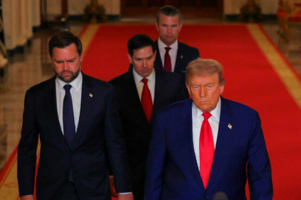 والانیوز: آمریکا در صورت حمله به ایران، بهدنبال عملیات مرحلهای و چندبعدی است