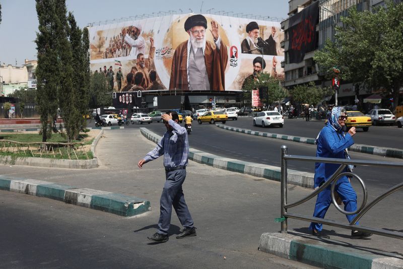 جان بولتون: جمهوری اسلامی ضعیف‌تر از آن است که بتواند صلح کند