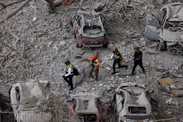 "التلغراف": صواريخ النظام الإيراني أصابت 5 قواعد عسكرية إسرائيلية خلال الحرب الأخيرة