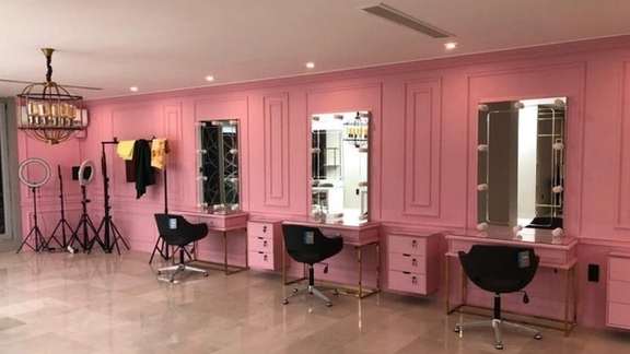 Photo of a beauty salon published in Tehran media