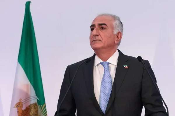 ۱۲ نماینده پارلمان سوئد بر نقش وحدتبخش شاهزاده رضا پهلوی در مبارزه علیه حکومت تاکید کردند